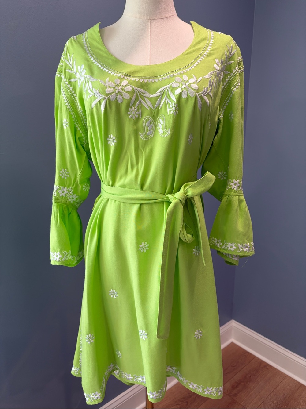 Escapada Beach Lime Green Embroidered Tunic Dress Cover Up Large Boho Resort